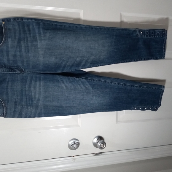 Chico's  So Slimming Girlfriend Slim Leg Ankle Sz 1 or Size 8 - Picture 4 of 6